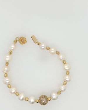 Mya – Fresh Water Pearls Bracelet with Gold Balls