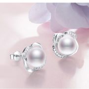 Laura – Fresh Water Pearl Button Earrings