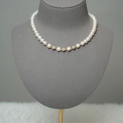 Marie – One Layer Pearl Necklace
