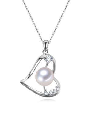 Ife I – Sterling Silver Necklace with Heart Shaped Pendant and Fresh Water Pearl