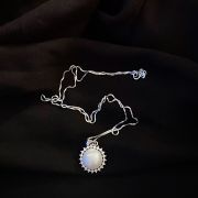 Kae – Sterling Silver Necklace with Fresh Water Pearl Pendant