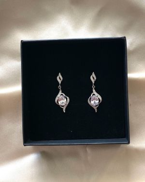 Maryam – Dangle Crystal Earring