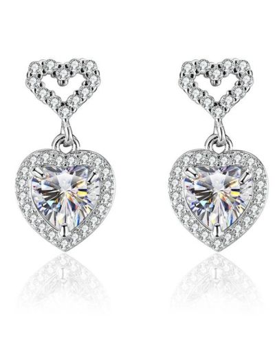 Bonita – Heart Shaped Dangle Crystal Earrings