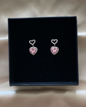 Bonita P – Heart Shaped Dangle Crystal Earrings with Pink Stone