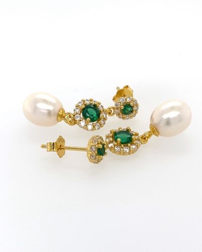 Evelyn – Fresh Water Pearl Drop Earrings with Green Zirconia Stones