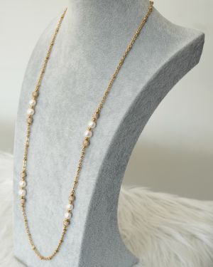 Hilda – Elegant Freshwater Pearl Necklace