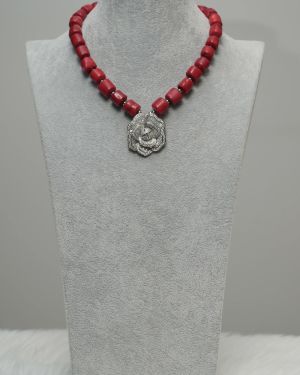 Ama – One Layer Red Coral Necklace Set with Silver Rose Pendant