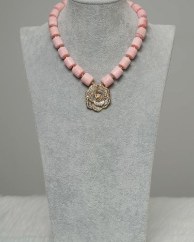 Ama – One Layer Pink Coral Necklace Set with Two tone Rose Pendant