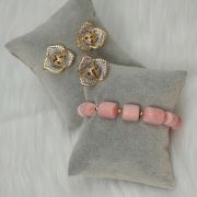 Ama – One Layer Pink Coral Necklace Set with Two tone Rose Pendant