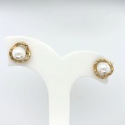 Mimi – Freshwater Pearl Stud Earrings