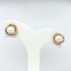Mimi - Freshwater Pearl Stud Earrings