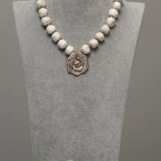 Ama – One Layer Off White Coral Necklace Set with Two tone Rose Pendant