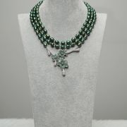 Olivea – 3-Layer Olive Green Freshwater Pearl Jewelry Set with Zirconia Pendant