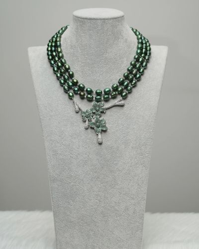 Olivea – 3-Layer Olive Green Freshwater Pearl Jewelry Set with Zirconia Pendant