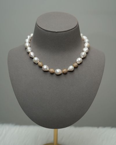 Lira – Freshwater Baroque Pearl Set